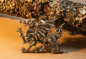 Welsh Dragon Keyring. A sculpted welsh dragon in high quality pewter