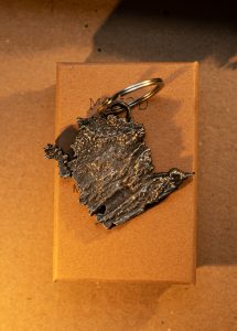 Anglesey keyring in PEWTER