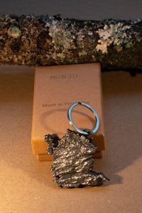 Anglesey keyring in PEWTER